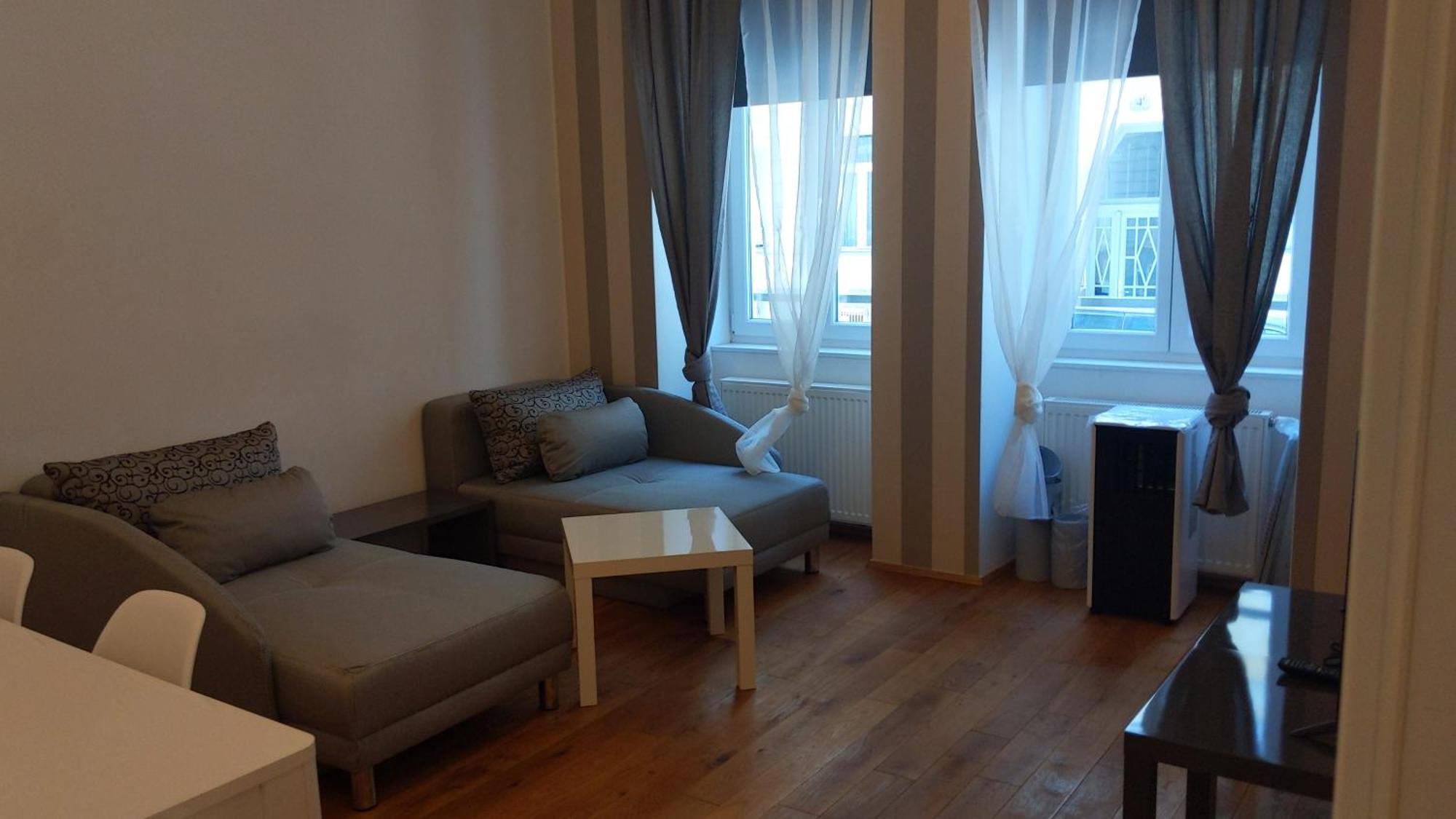 Design Place 1030 Vienna Room photo